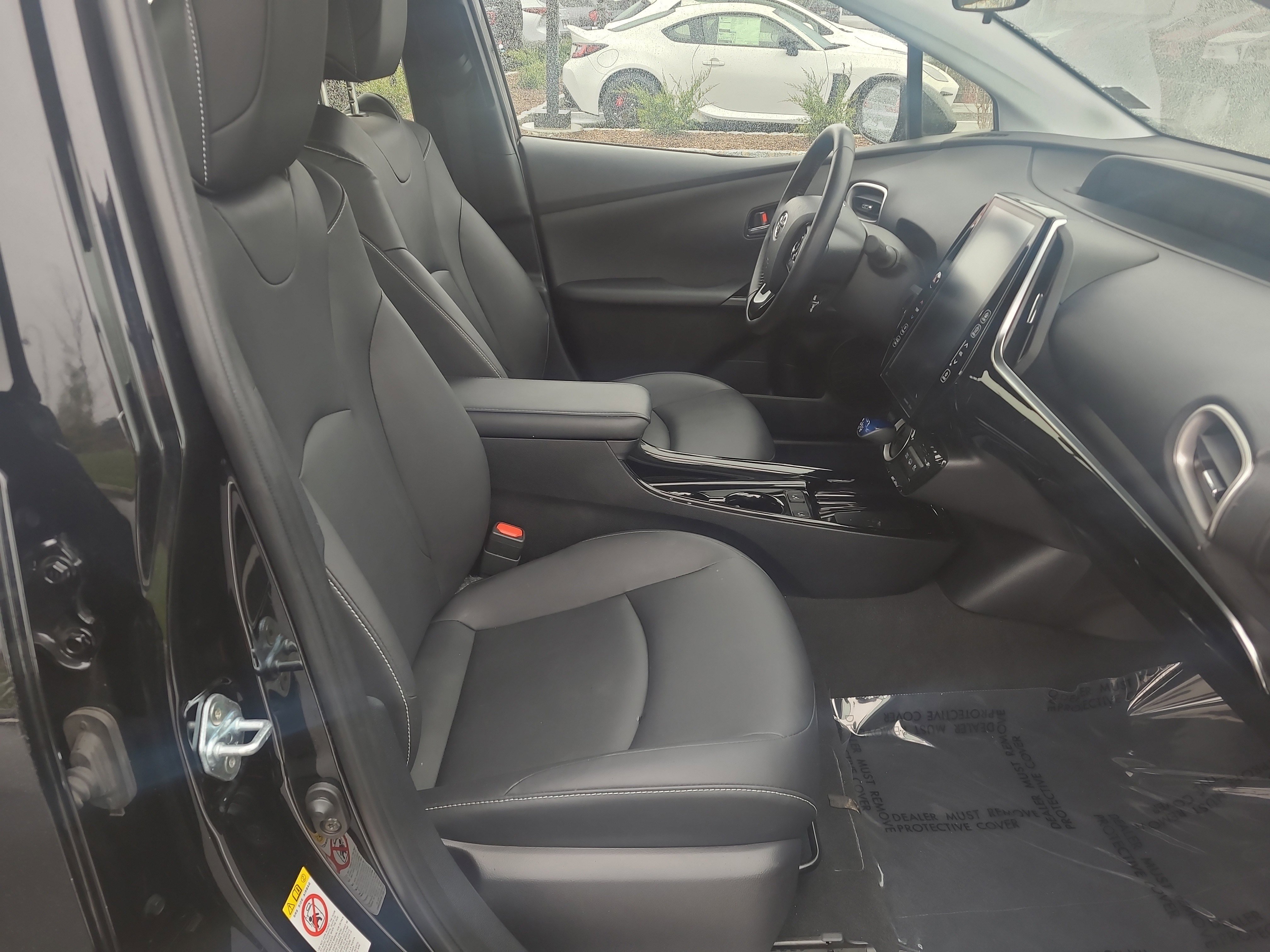 Certified 2022 Toyota Prius Prime XLE image 17