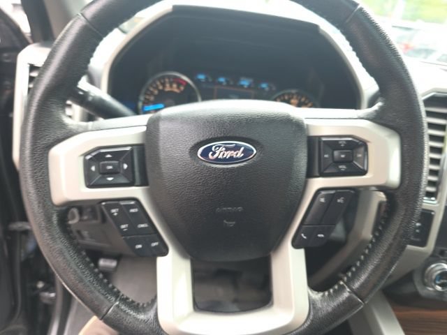 Used 2015 Ford F150 Lariat w/ Equipment Group 502A Luxury AWD/4WD image 19
