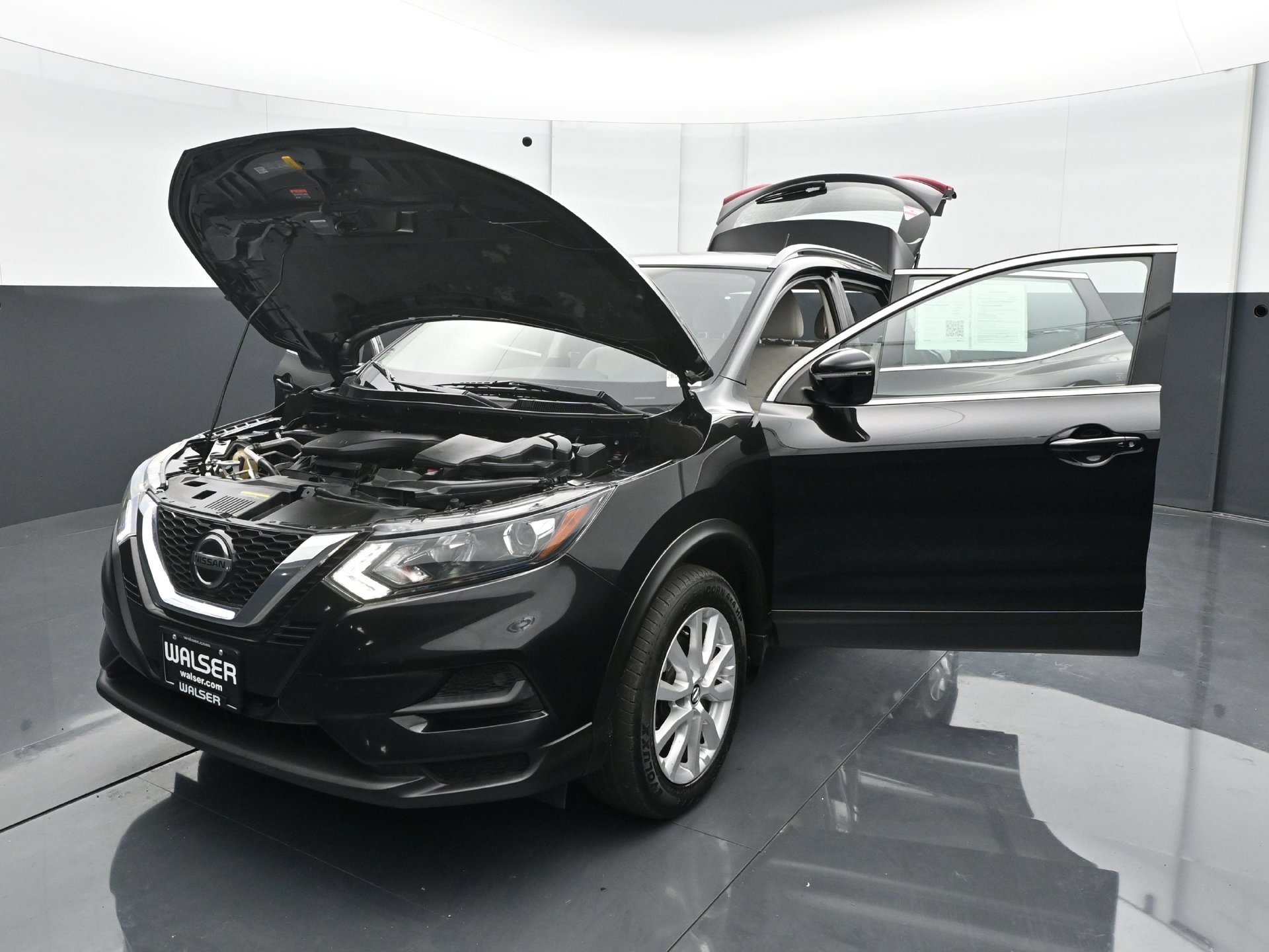 Used 2020 Nissan Rogue Sport SV AWD/4WD image 29