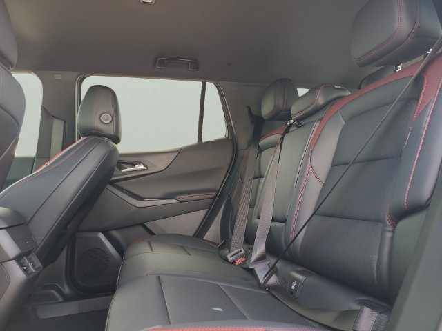 New 2027 Chevrolet Equinox RS FWD image 17