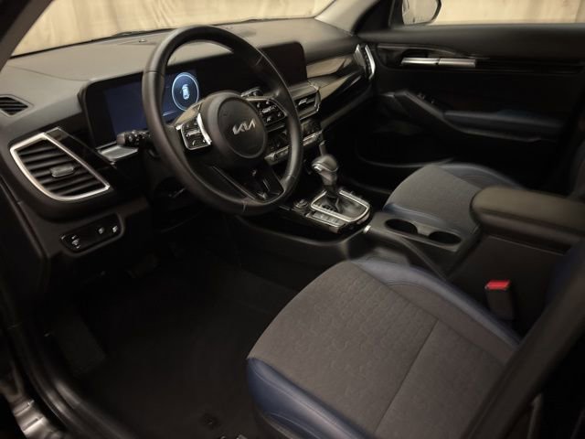 Used 2024 Kia Seltos S image 12