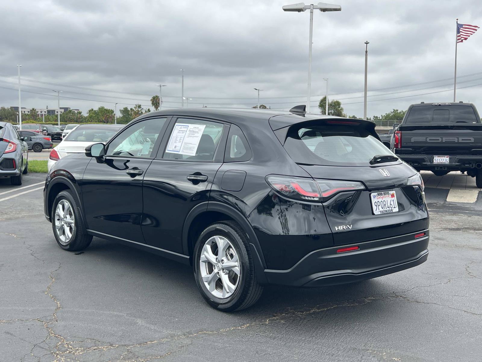 Certified 2025 Honda HR-V LX image 3