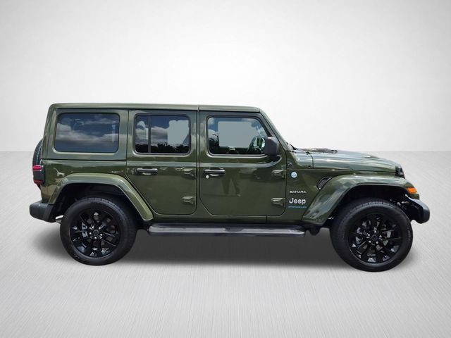 Used 2024 Jeep Wrangler Unlimited Sahara w/ Technology Group AWD/4WD image 11