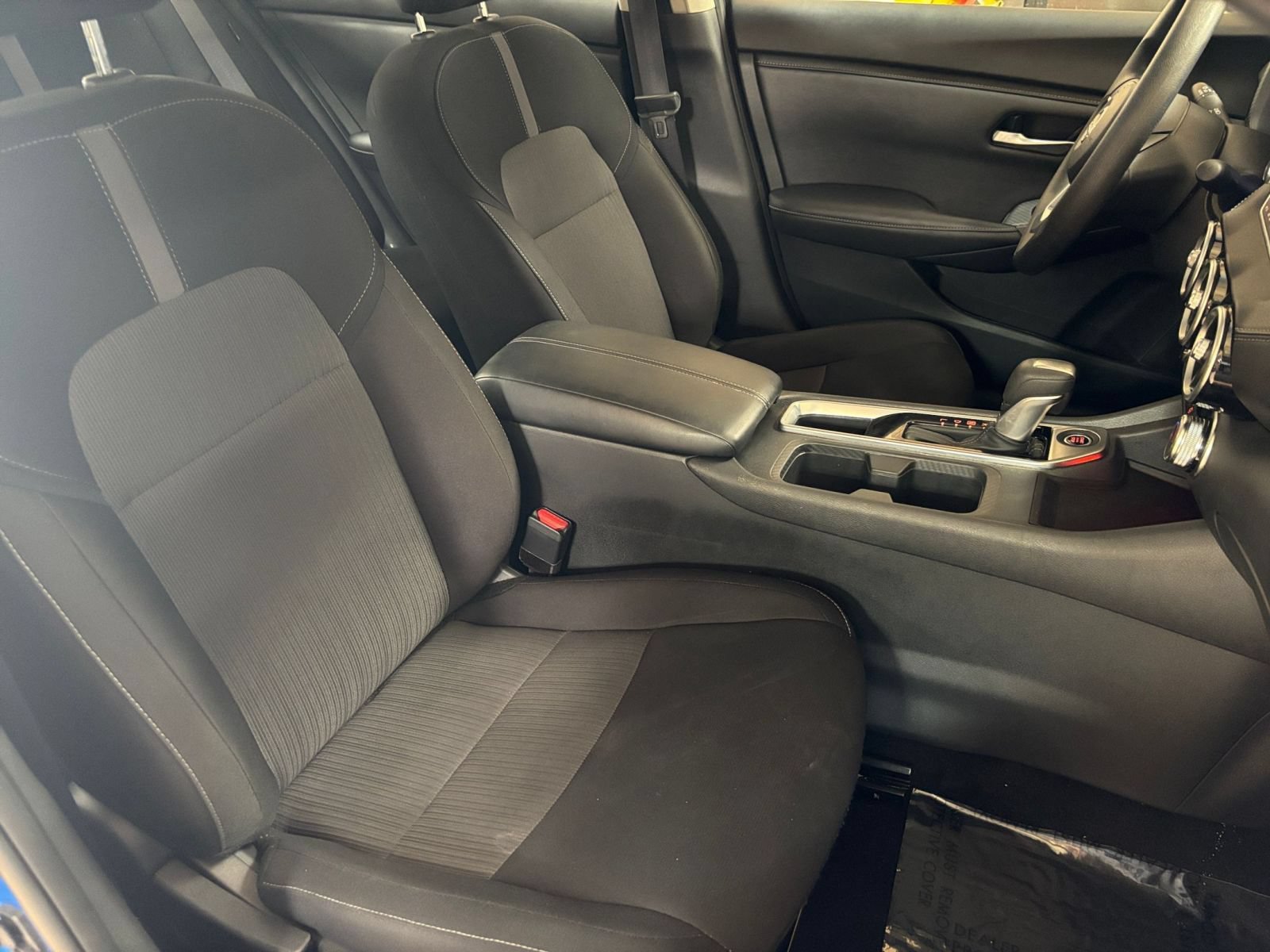 Used 2025 Nissan Sentra SV FWD image 29