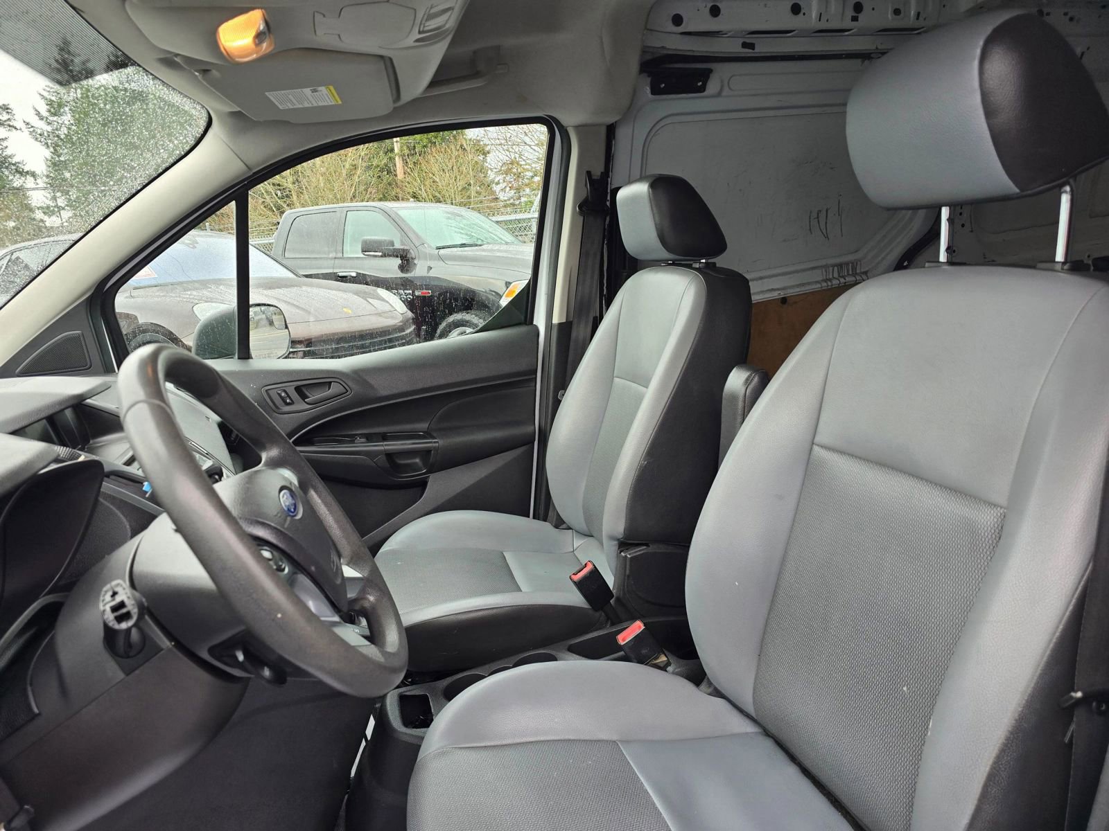 Used 2014 Ford Transit Connect XL image 21