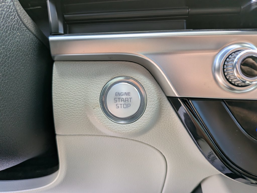 Certified 2024 Kia Telluride S w/ S Sunroof Package FWD image 28