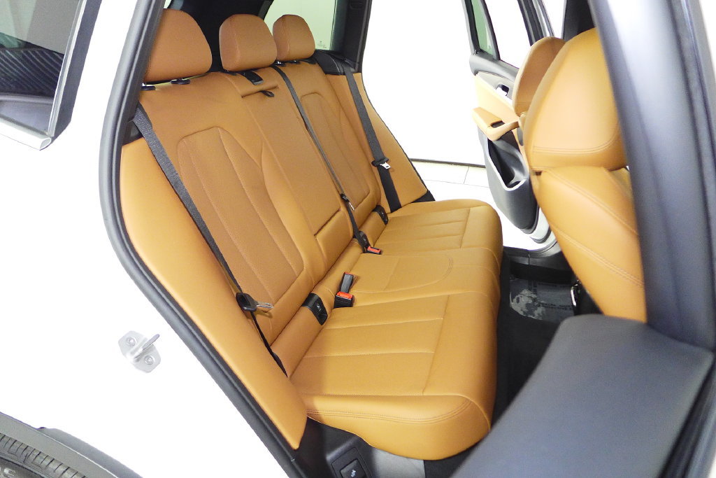Used 2024 BMW X3 sDrive30i w/ Convenience Package RWD image 20