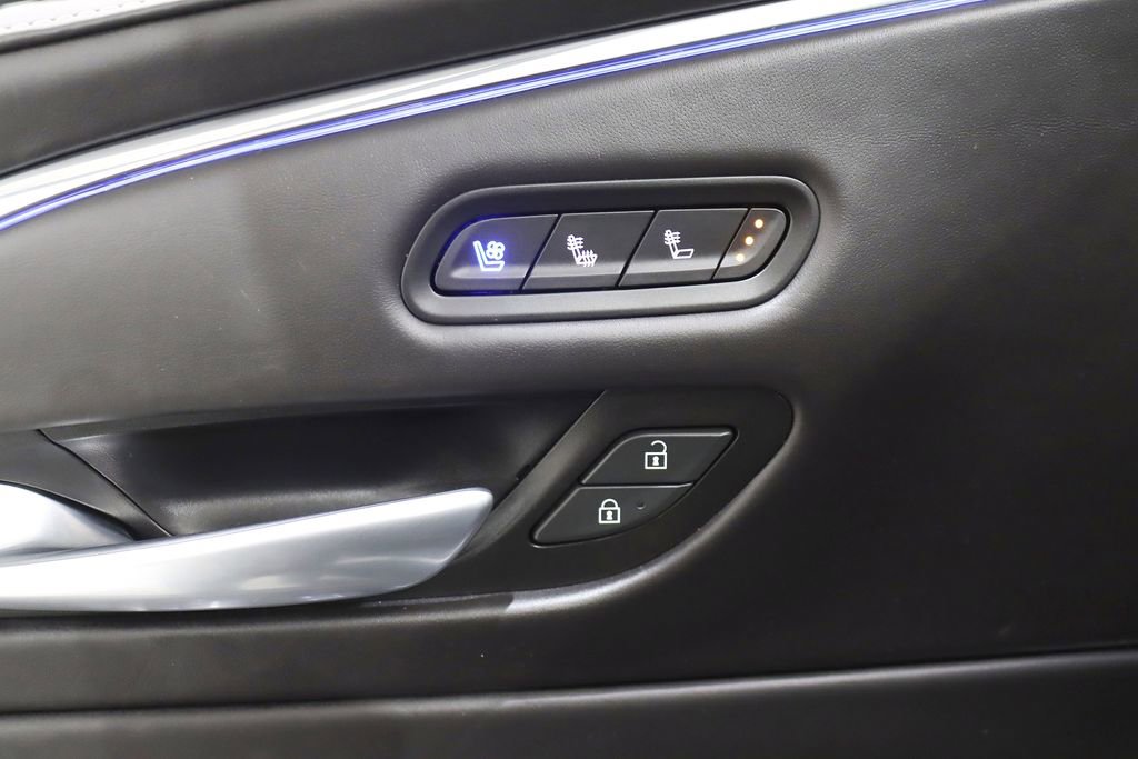 Used 2024 Cadillac Escalade V AWD/4WD image 41