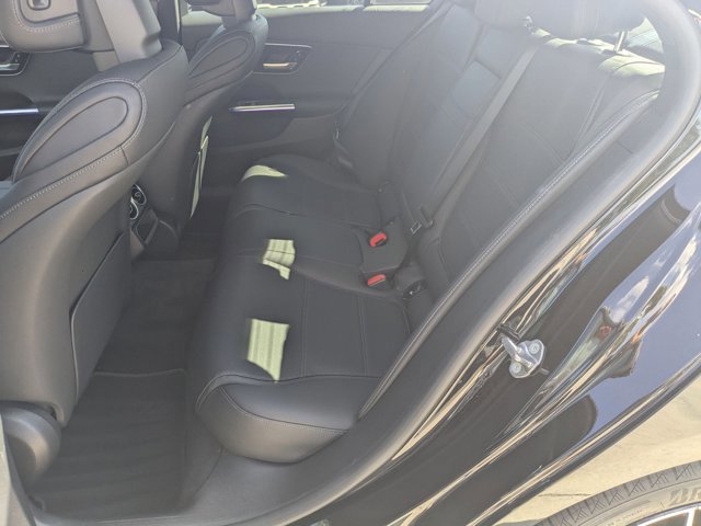 Used 2023 Mercedes-Benz C 300 Sedan image 17