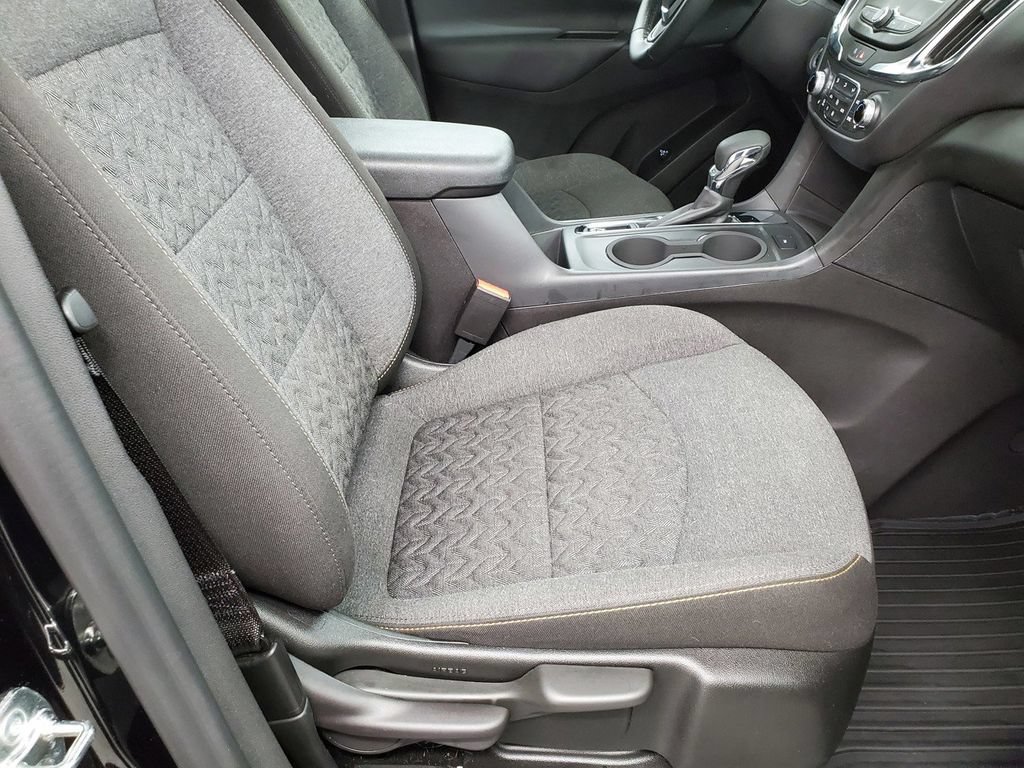 Used 2024 Chevrolet Equinox LT FWD image 21