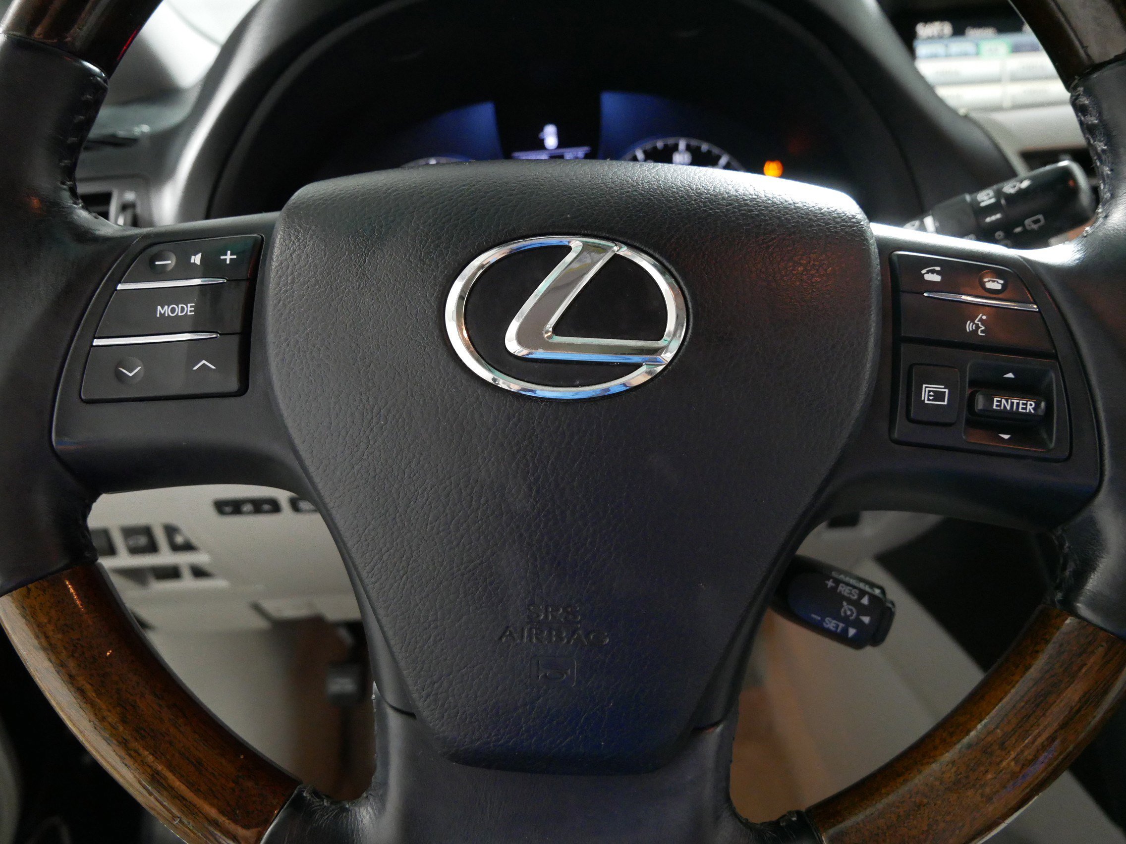 Used 2011 Lexus RX 350 AWD w/ Premium Pkg image 25