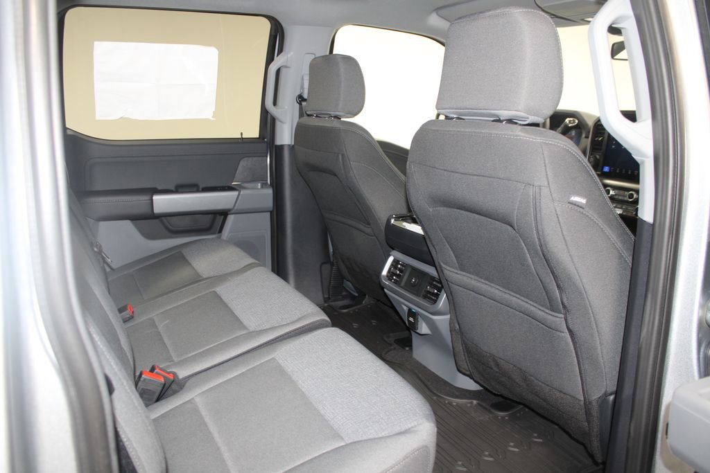 New 2025 Ford F150 XLT w/ Equipment Group 302A MID image 32