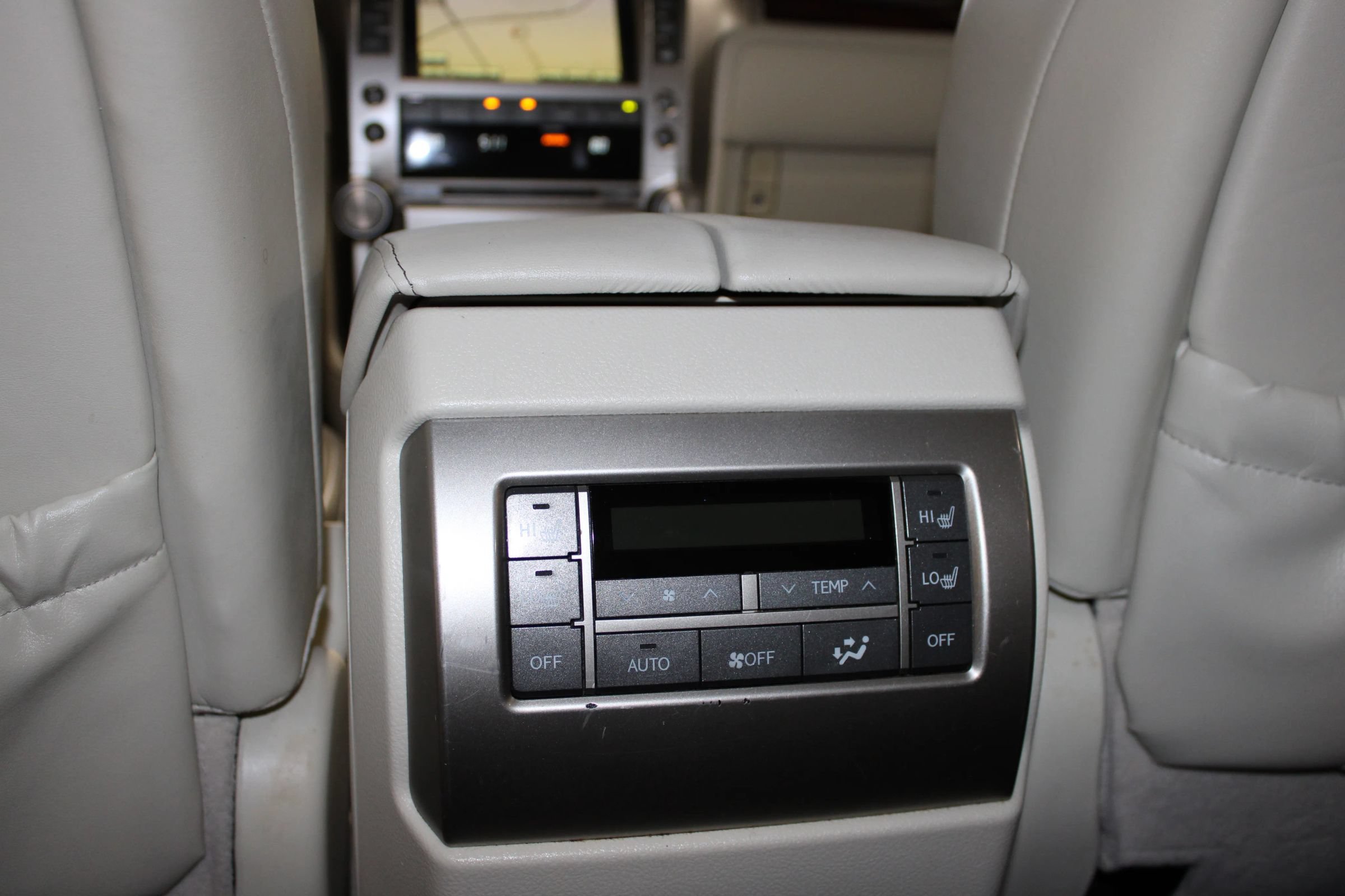 Used 2011 Lexus GX 460 w/ Comfort Plus Pkg AWD/4WD image 31