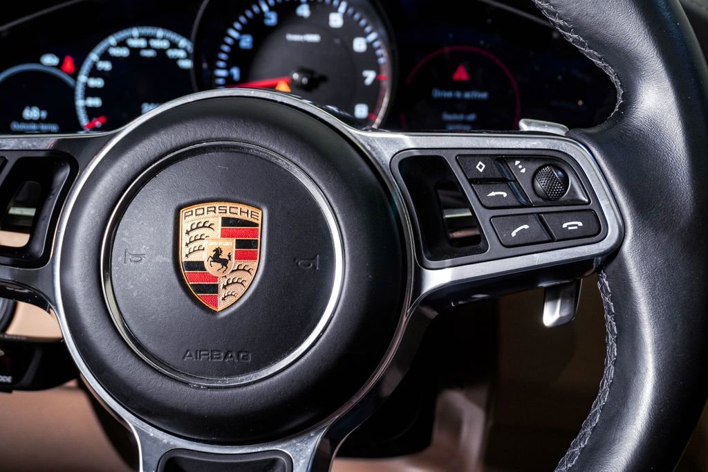 Certified 2023 Porsche Cayenne S Platinum image 19