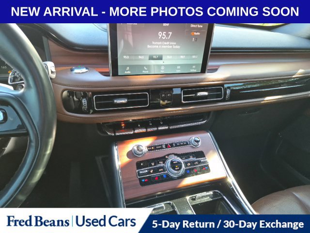 Used 2023 Lincoln Aviator Reserve w/ Elements Package Plus AWD/4WD image 14