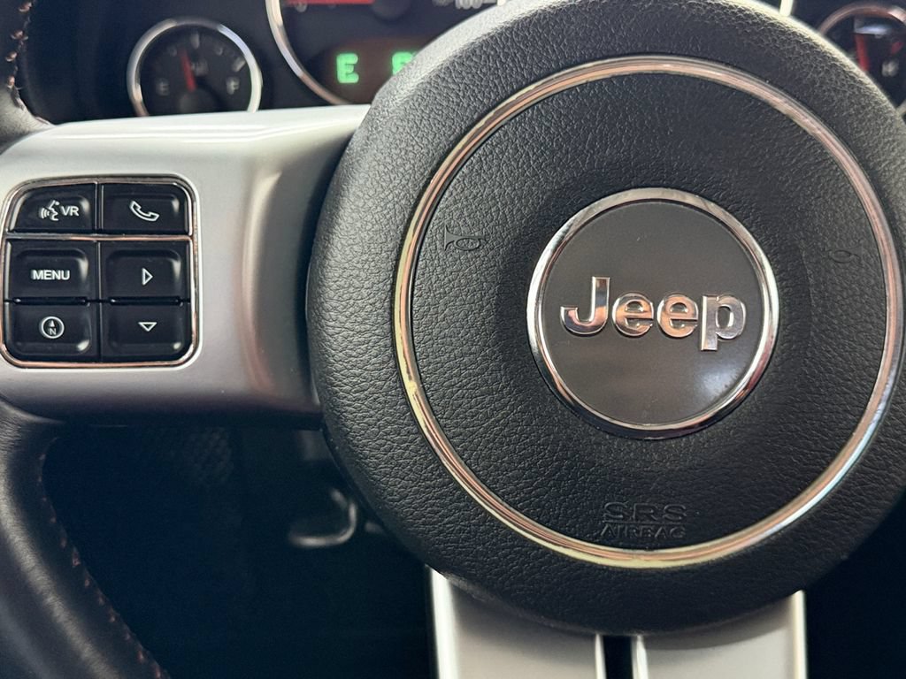 Used 2013 Jeep Wrangler Rubicon AWD/4WD image 24