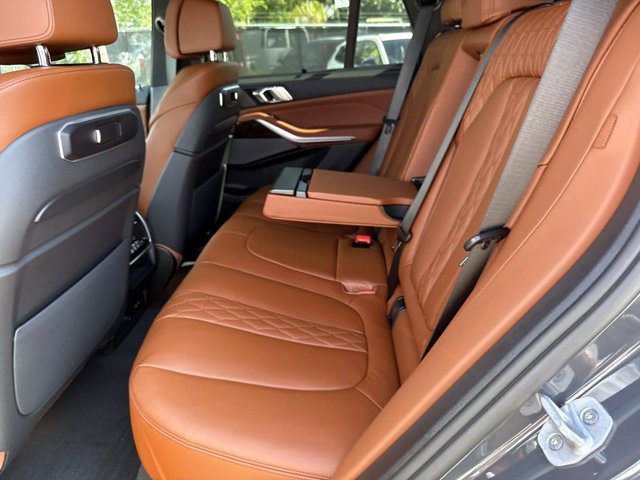 New 2026 BMW X5 xDrive40i w/ Executive Package AWD/4WD image 14