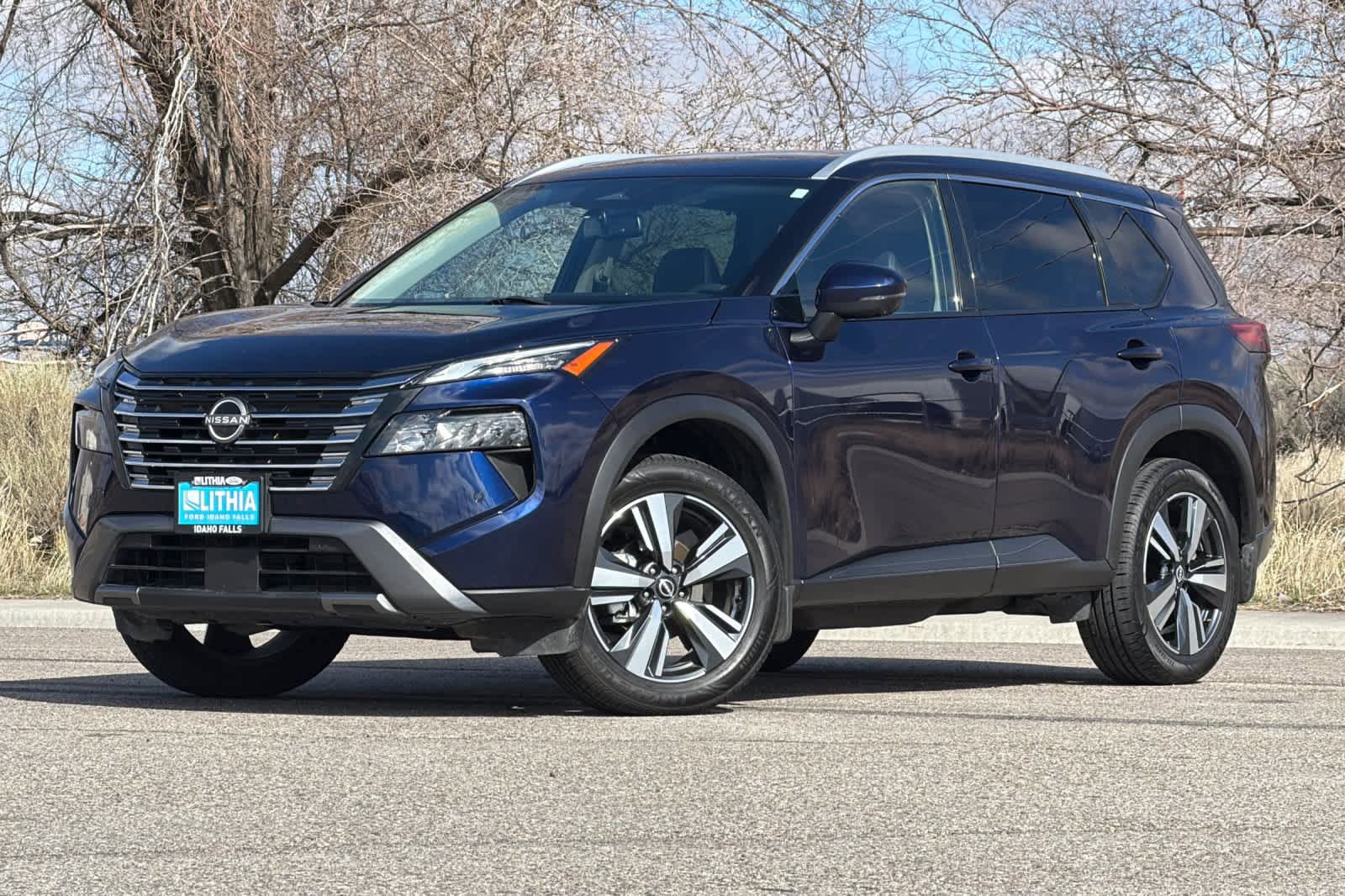 Used 2024 Nissan Rogue SL w/ SL Premium Package AWD/4WD image 1