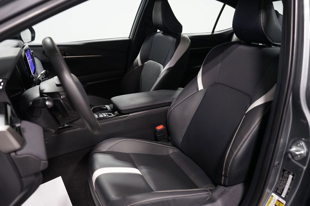 Certified 2025 Toyota Camry SE FWD image 28