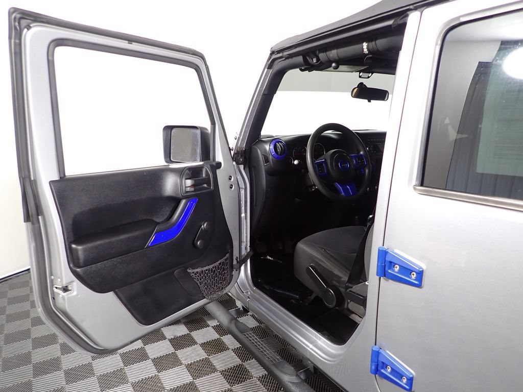 Used 2016 Jeep Wrangler Unlimited Sport AWD/4WD image 15