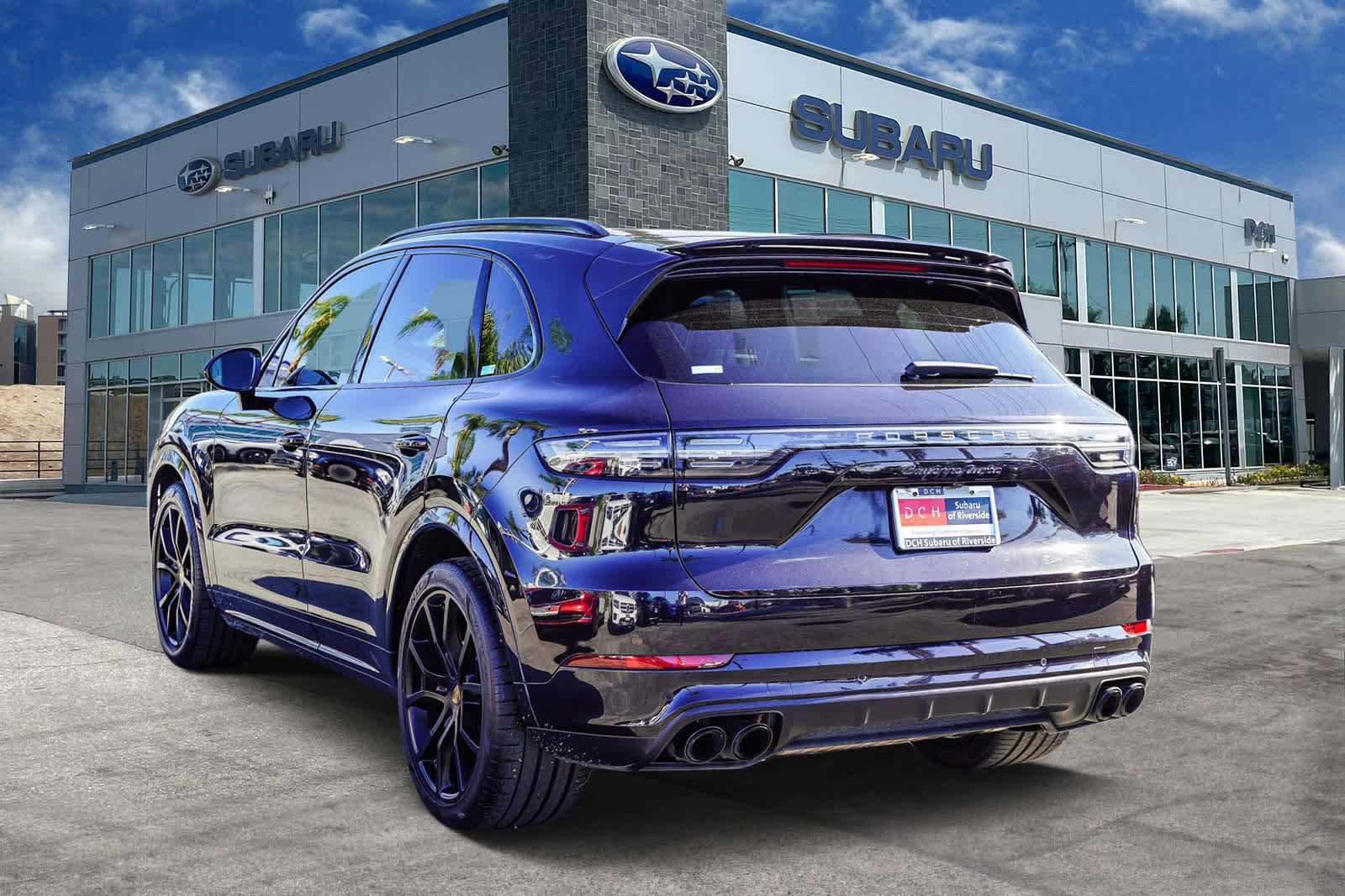 Used 2020 Porsche Cayenne Turbo image 6