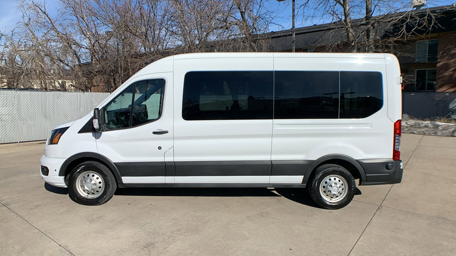 Used 2024 Ford Transit 350 XLT image 2