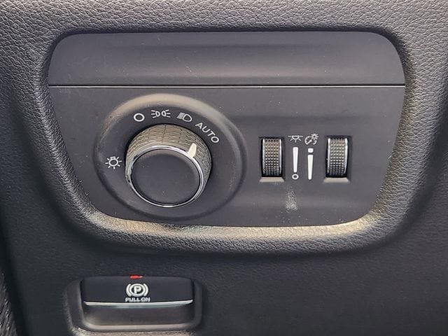 New 2026 Jeep Grand Cherokee Laredo X AWD/4WD image 17