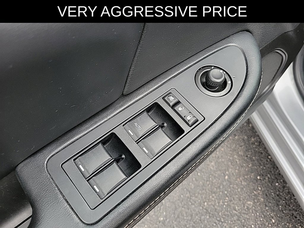 Used 2014 Dodge Avenger SXT FWD image 19