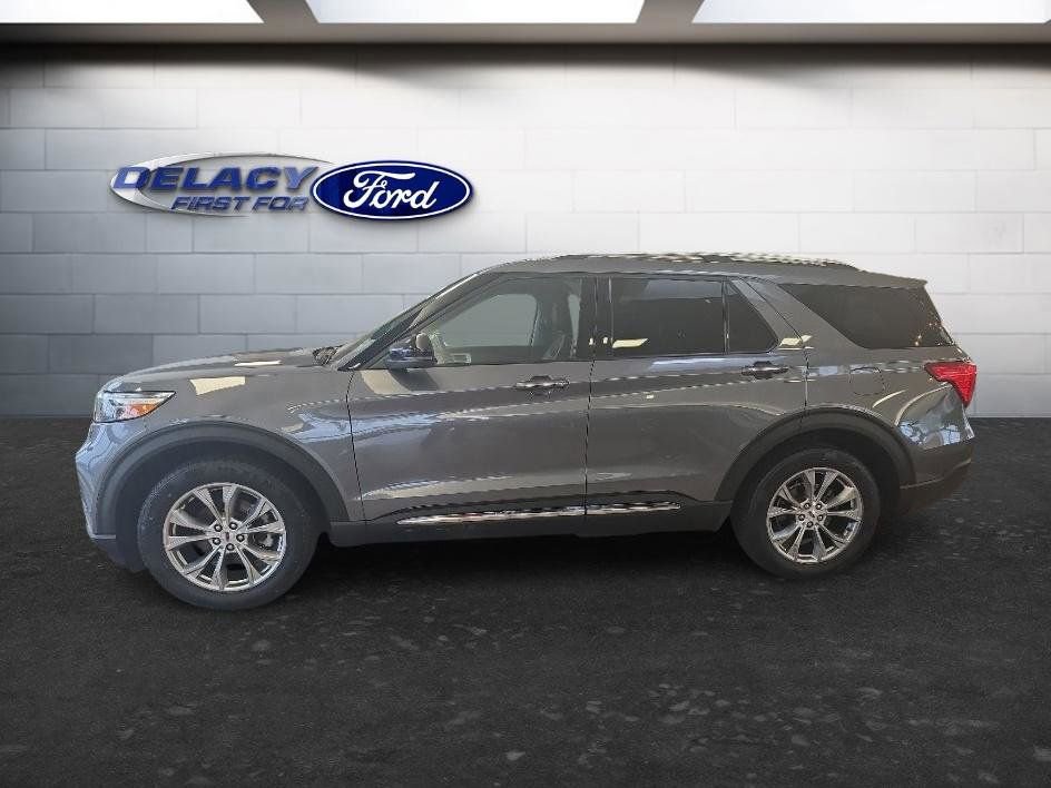 Used 2021 Ford Explorer Limited AWD/4WD image 3