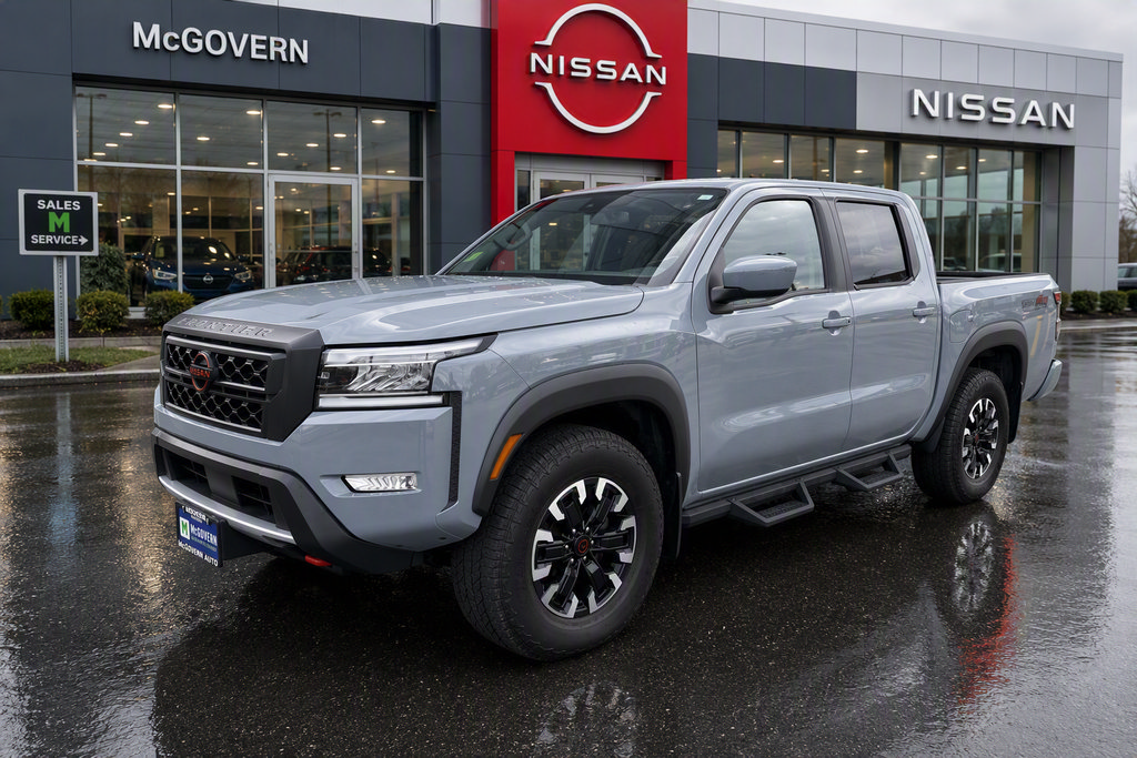 Certified 2023 Nissan Frontier PRO-4X w/ Technology Package AWD/4WD image 1