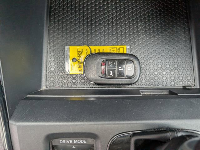 Used 2024 Honda CR-V EX image 5