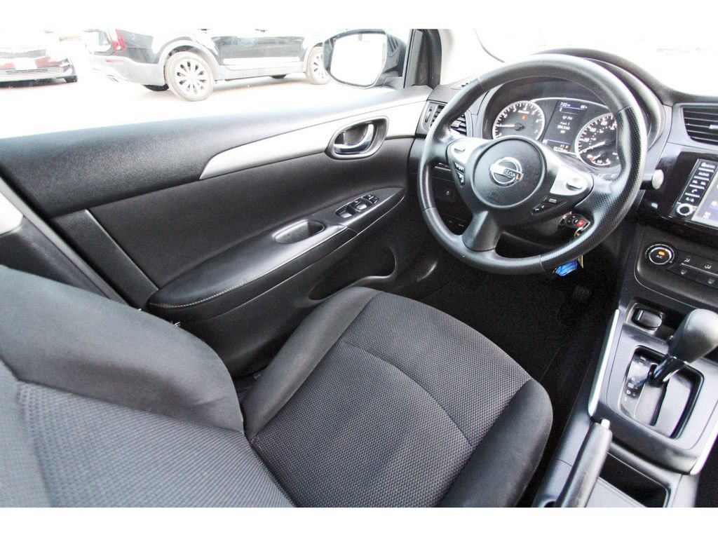 Used 2019 Nissan Sentra S w/ Appearance Package FWD image 9