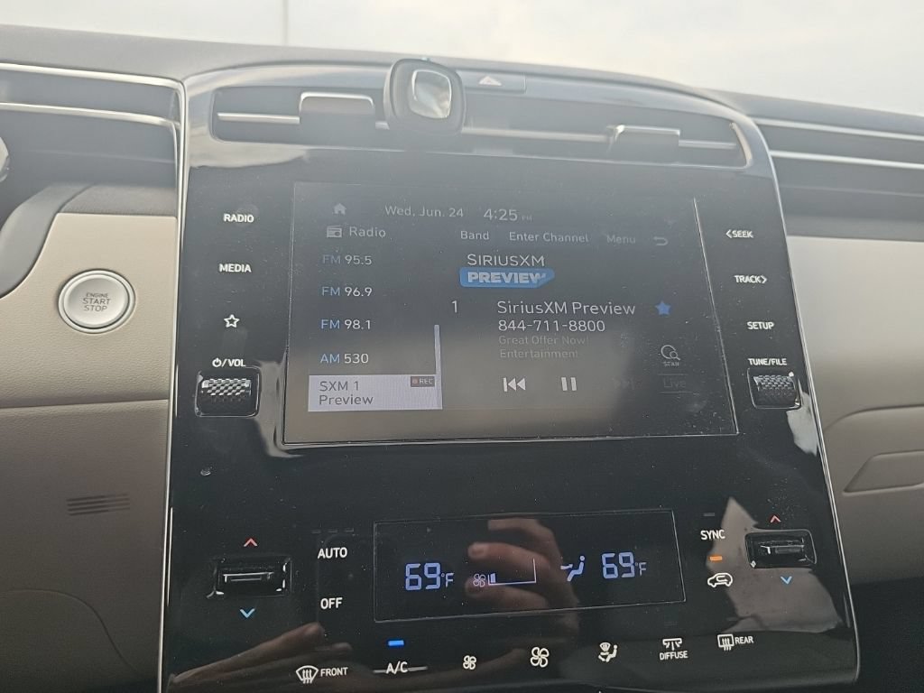Used 2023 Hyundai Tucson SEL w/ Convenience Package FWD image 39
