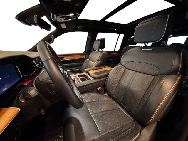Used 2024 Jeep Grand Wagoneer L Series III AWD/4WD image 11