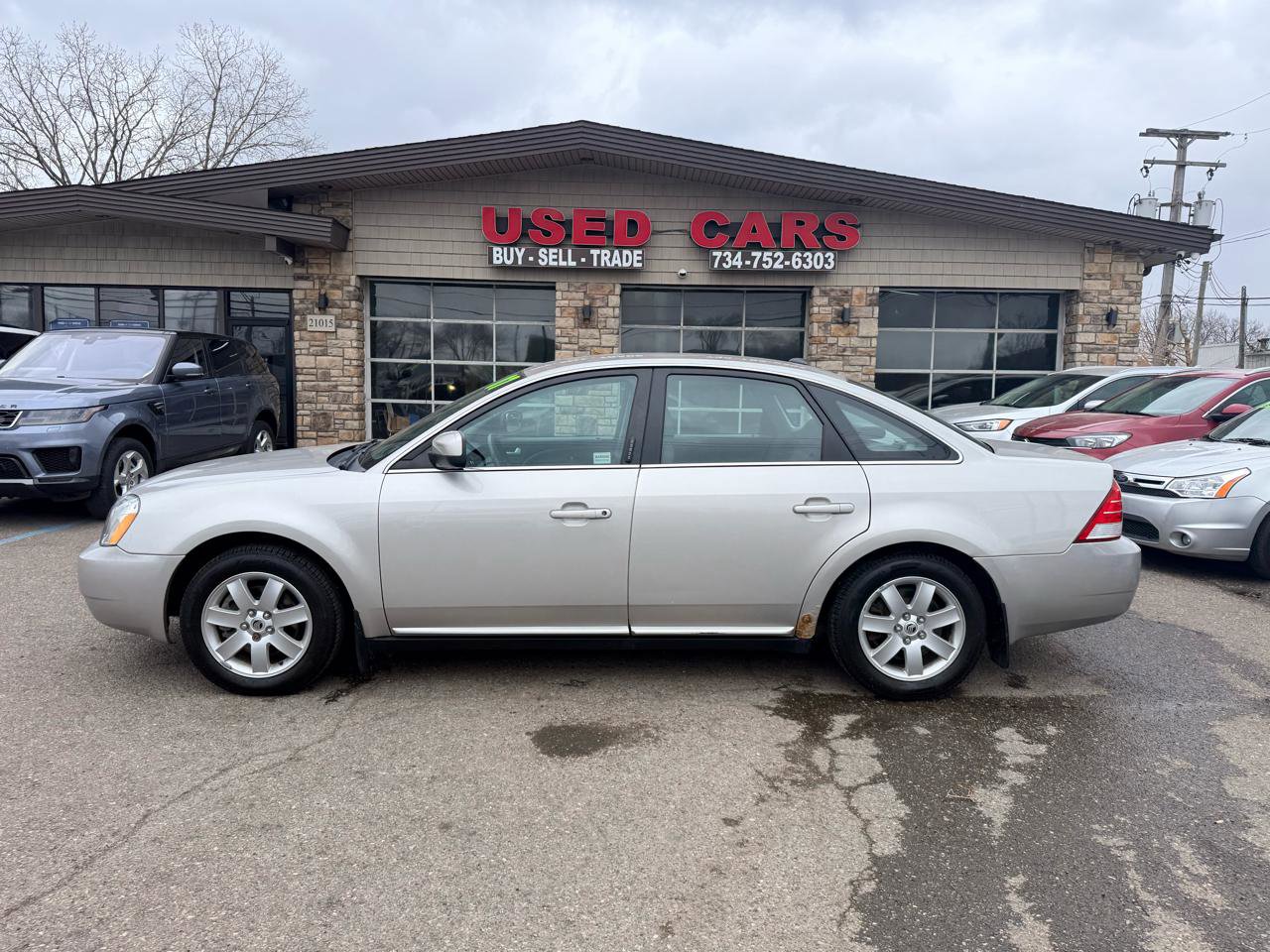 Used 2007 Mercury Montego Luxury image 3