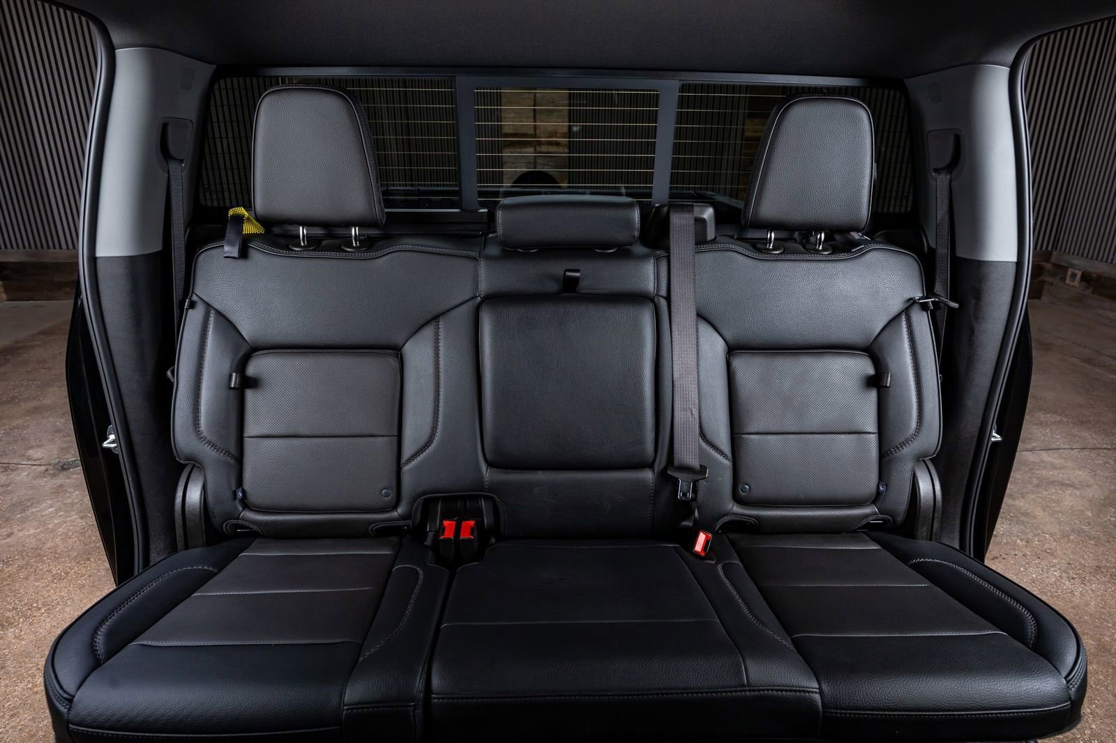 Used 2025 GMC Sierra 2500 Denali image 33