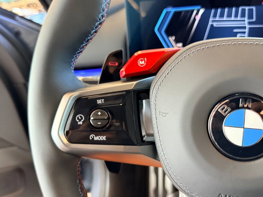 Used 2026 BMW M5 w/ Carbon Package image 26