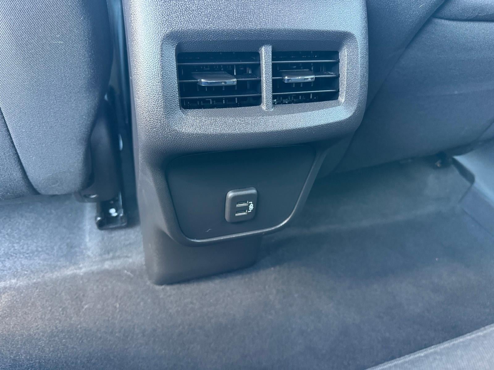 Used 2023 Chevrolet Equinox LT AWD/4WD image 7