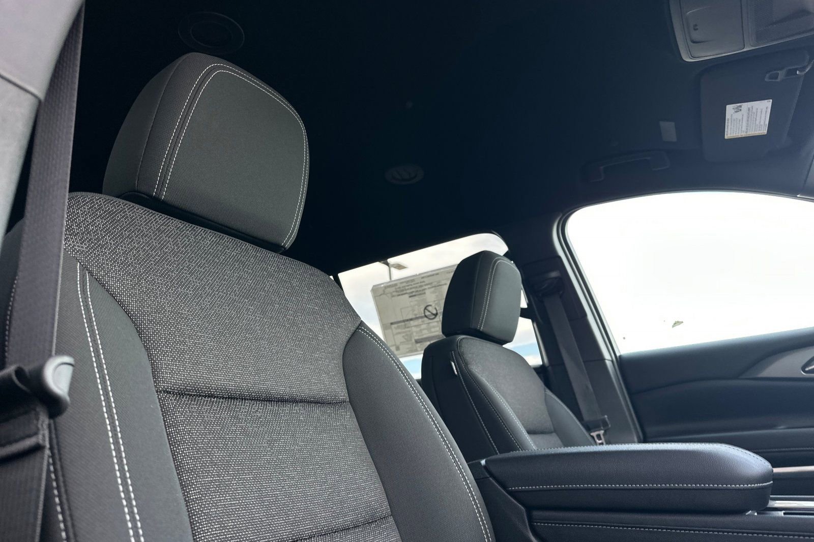 New 2026 Chevrolet Traverse LT FWD image 18