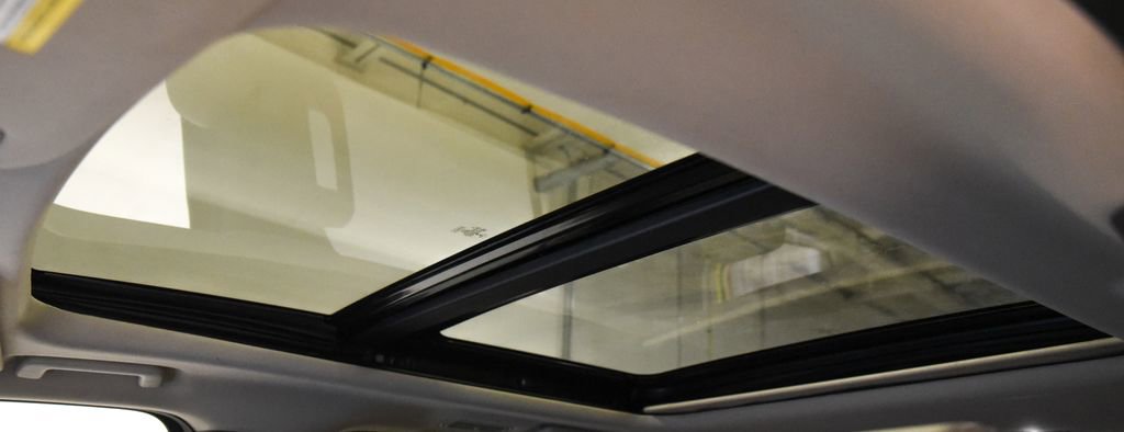 Used 2020 Ford Expedition Limited image 35