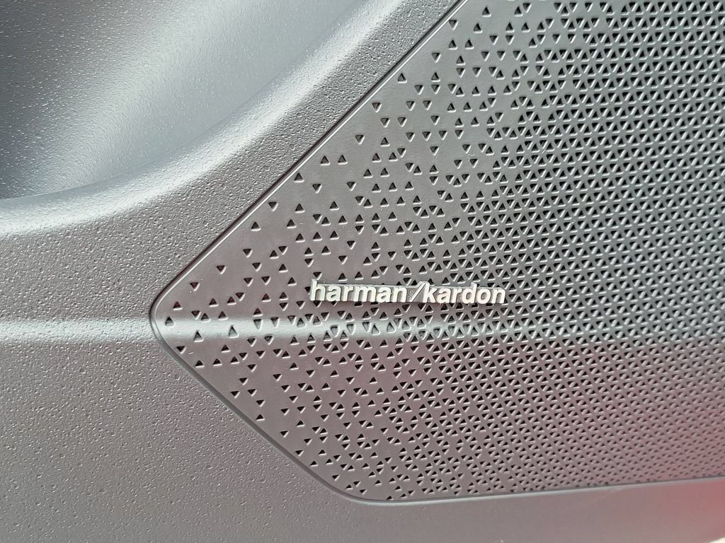 New 2026 Kia Niro FWD image 11