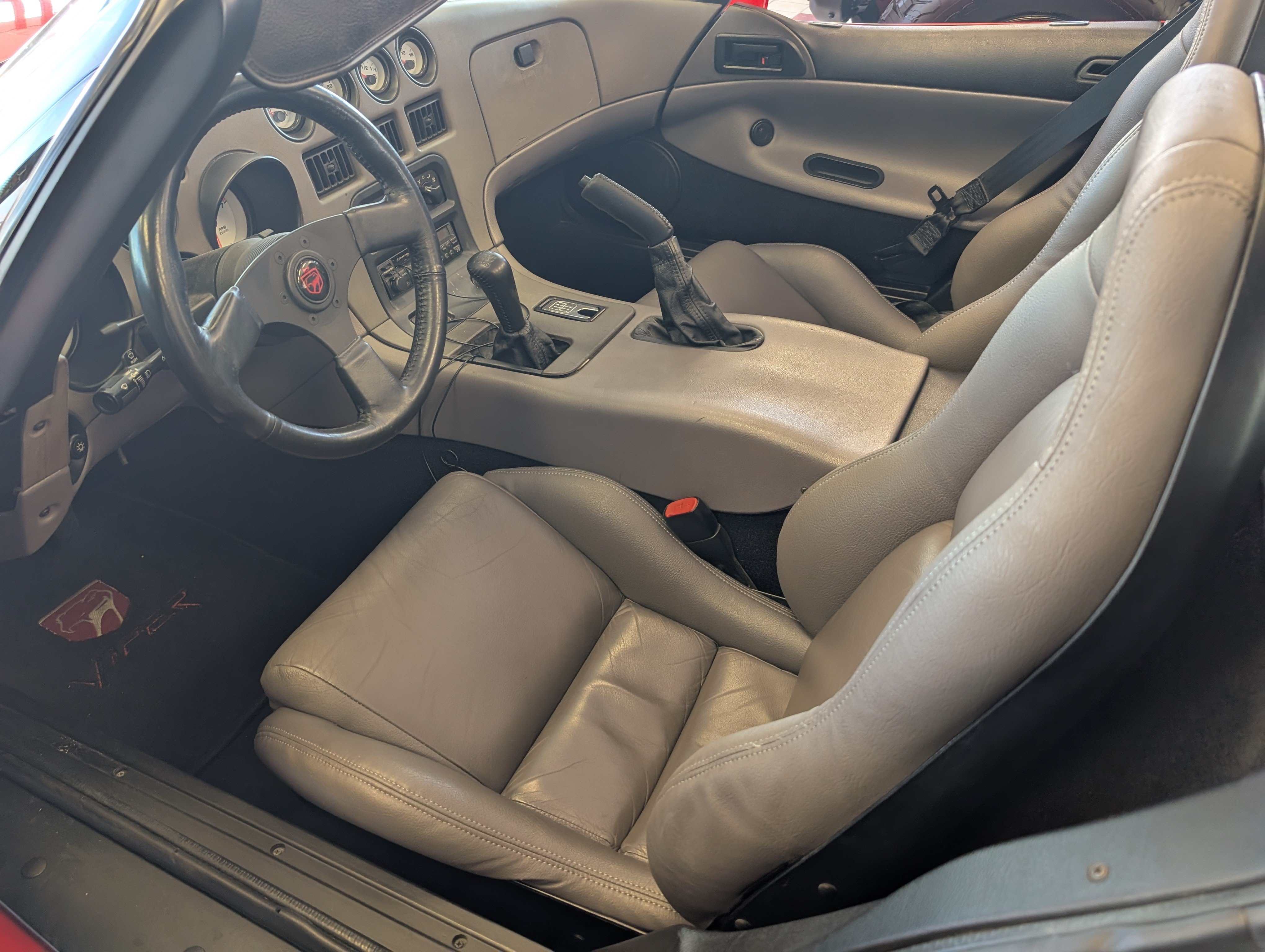 Used 1994 Dodge Viper RT/10 RWD image 11