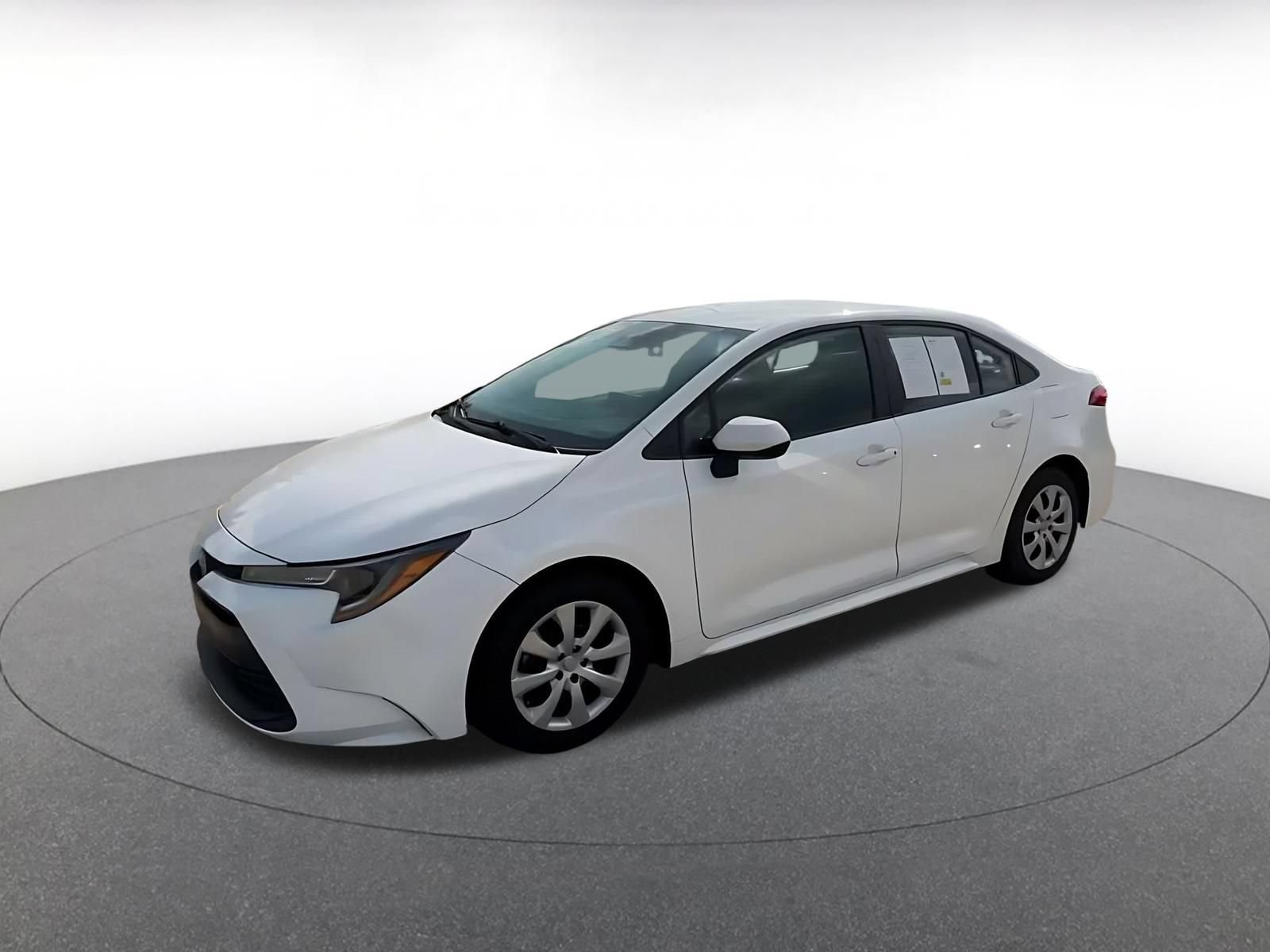 Used 2023 Toyota Corolla LE FWD image 7