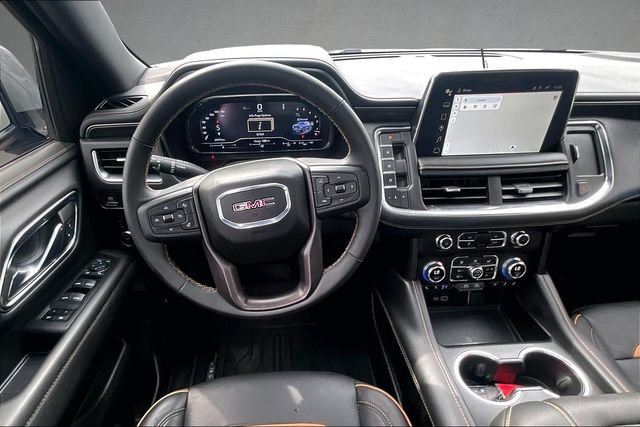Used 2024 GMC Yukon AT4 w/ AT4 Premium Package AWD/4WD image 3