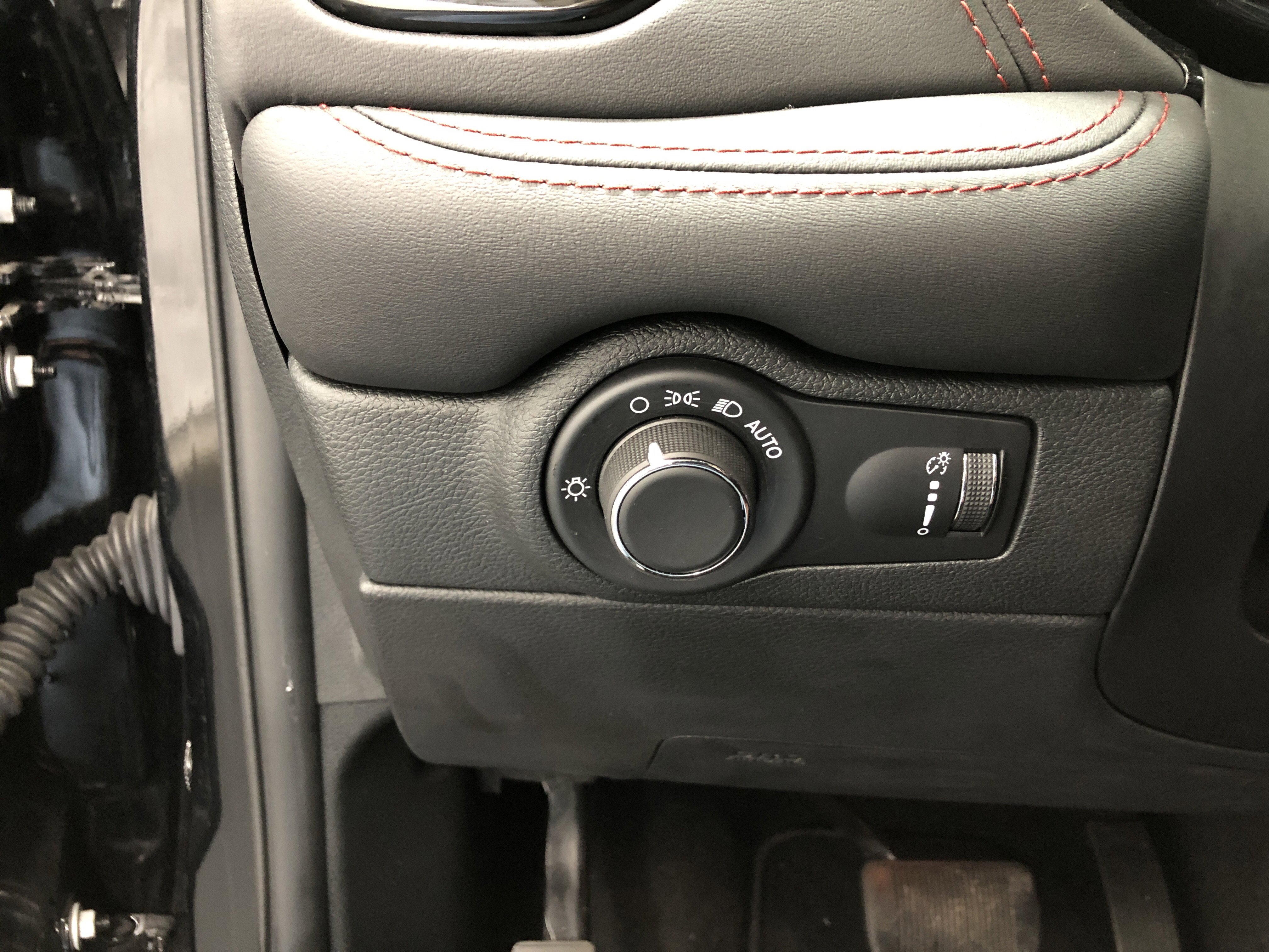 Certified 2024 Dodge Durango R/T image 19