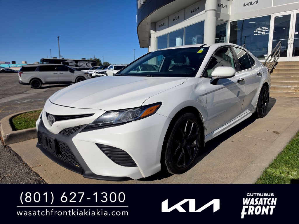 Used 2019 Toyota Camry SE