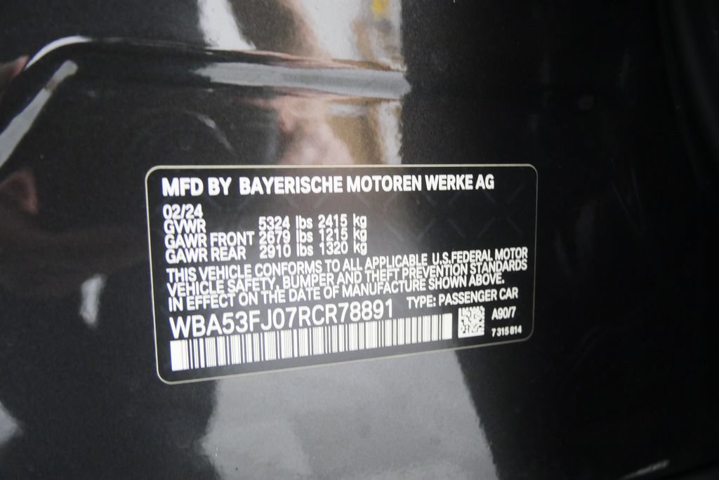 Certified 2024 BMW 530i xDrive w/ Premium Package AWD/4WD image 6