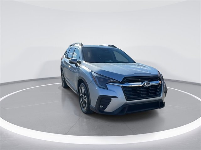 Used 2023 Subaru Ascent Limited image 2