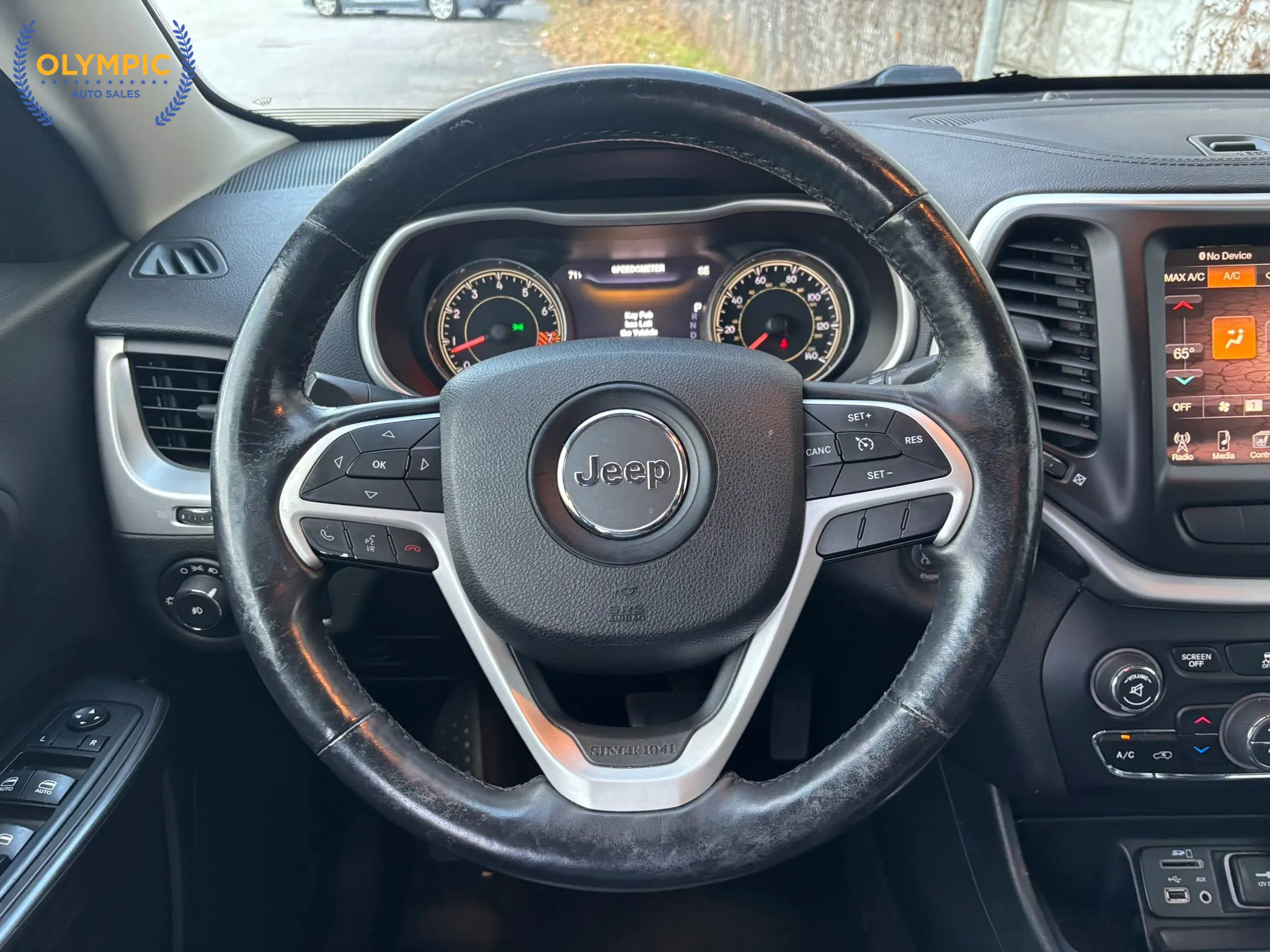 Used 2014 Jeep Cherokee Limited w/ Trailer Tow Group image 21