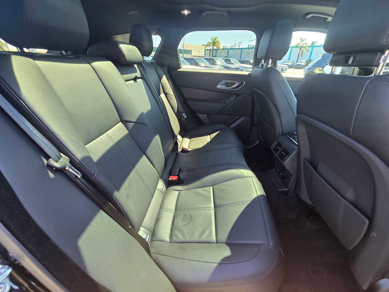 Used 2026 Land Rover Range Rover Velar Dynamic SE image 14